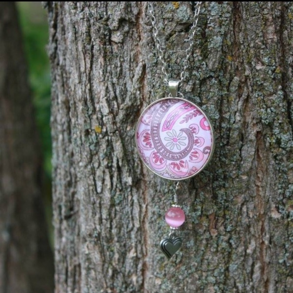 Necklace, pink paisley